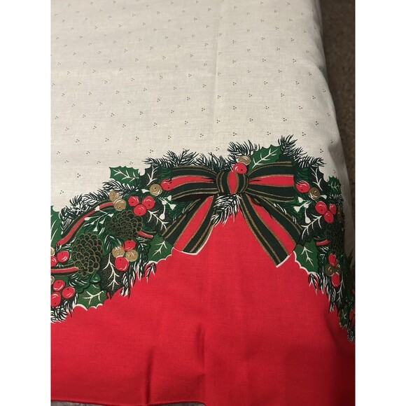 SunWeave Tablecloth Red Holly Christmas Vtg Rectangle Winter Pinecones 60 X 100" - Picture 6 of 11